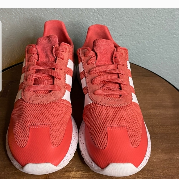 Adidas runner sneaker - Picture 2 of 7